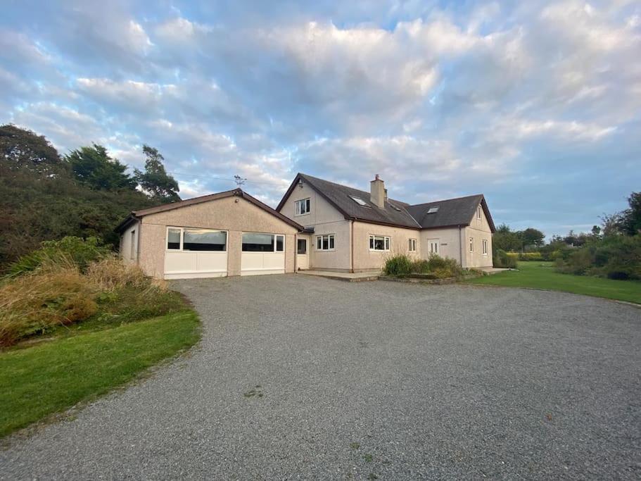 Jaw-Dropping Beach House In Anglesey Benllech Ngoại thất bức ảnh