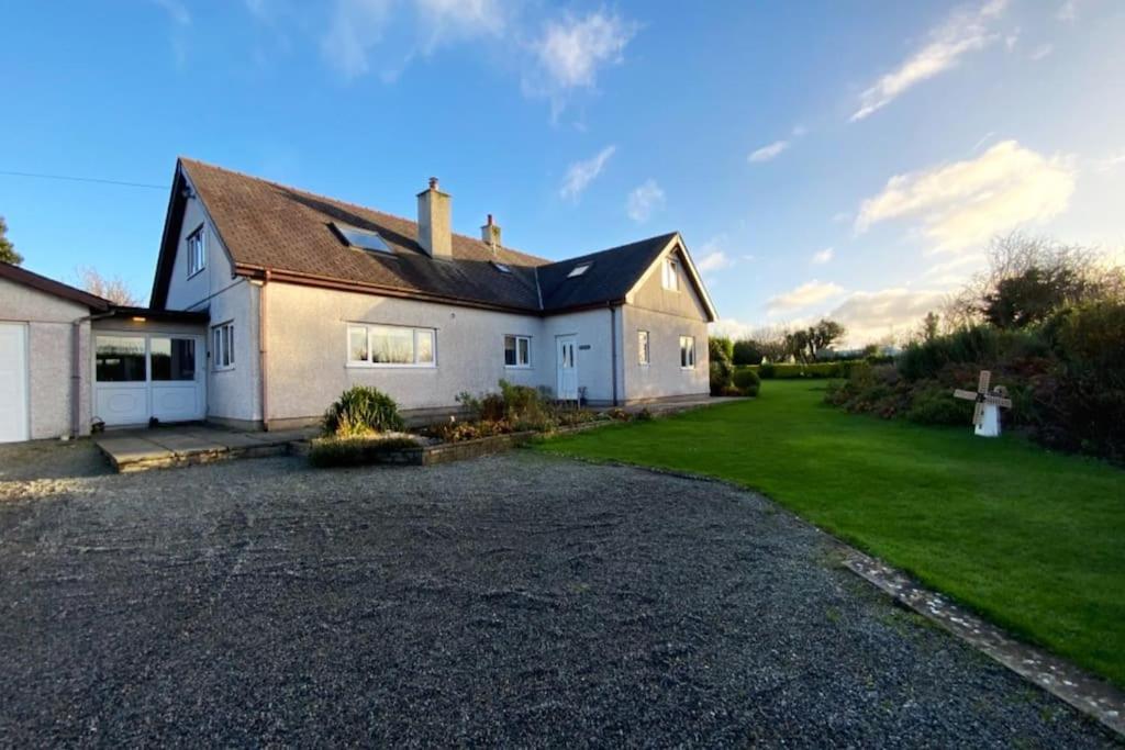 Jaw-Dropping Beach House In Anglesey Benllech Ngoại thất bức ảnh