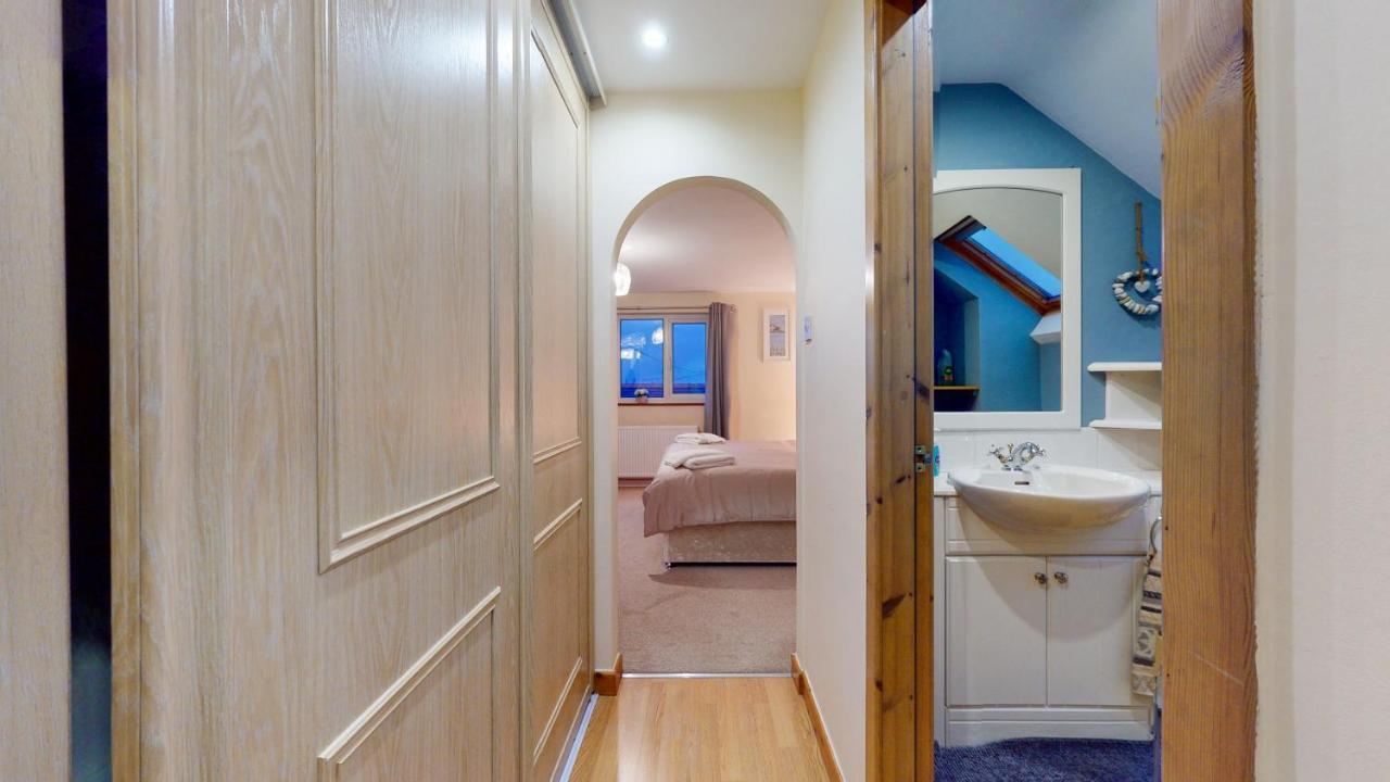 Jaw-Dropping Beach House In Anglesey Benllech Ngoại thất bức ảnh